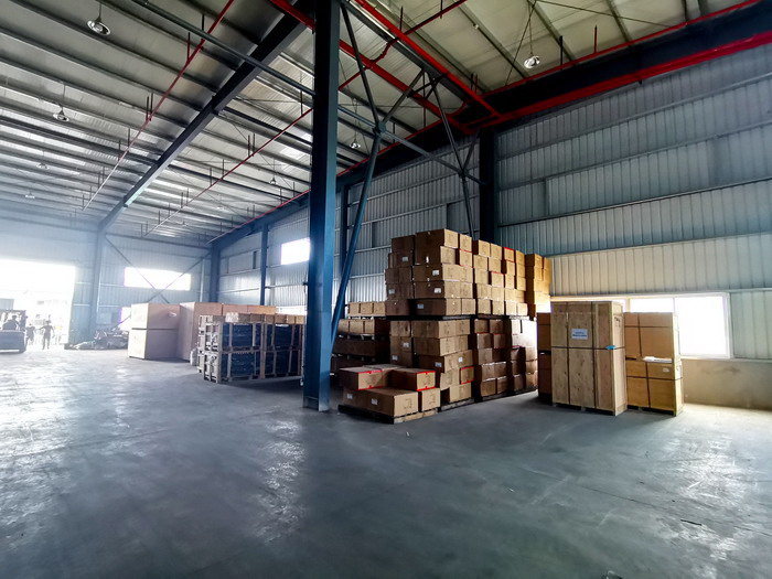 貨運中轉倉庫3.jpg 貨運中轉倉庫3.jpg